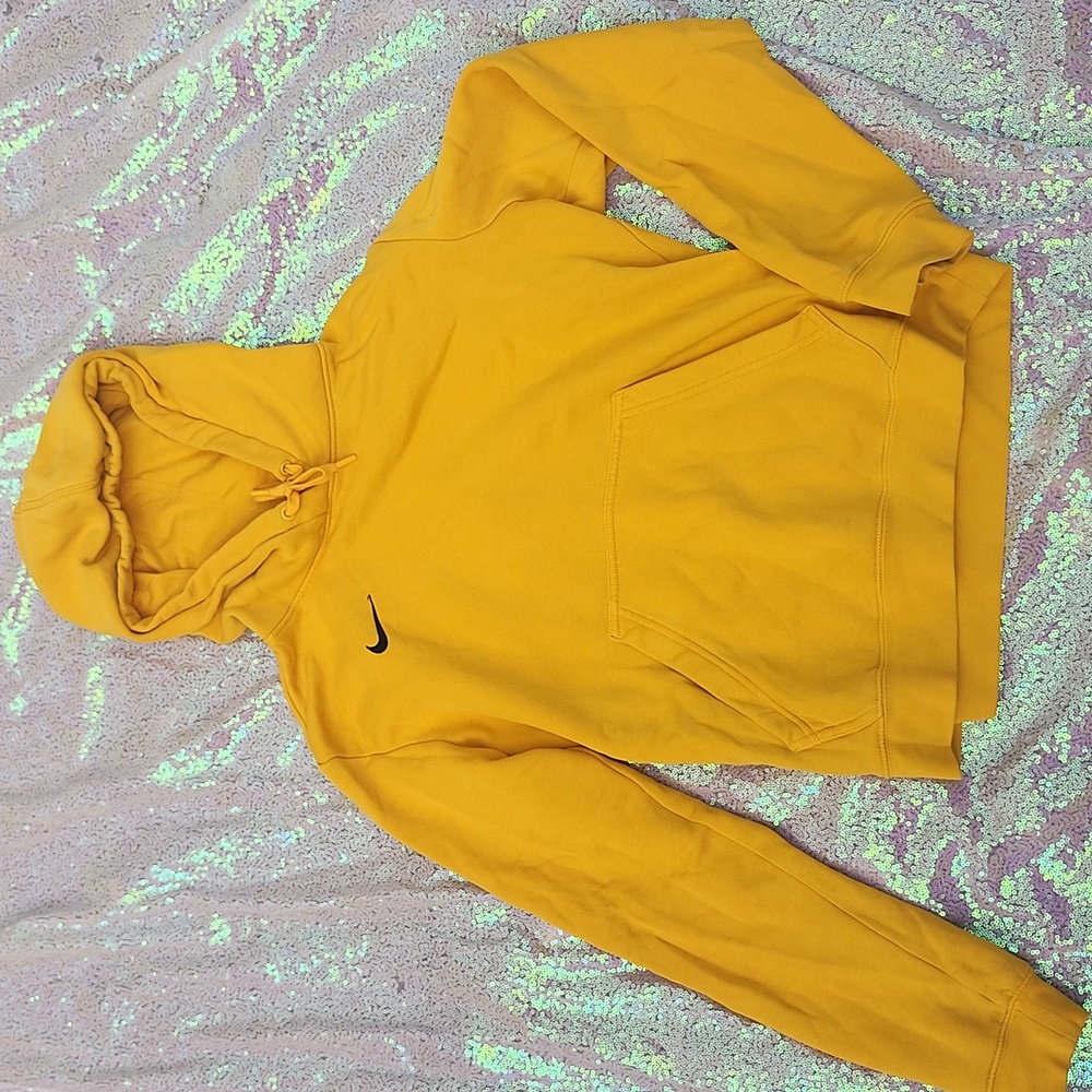 Nike Golden Yellow Mustard Hoodie! Suoer Cute And Cozy!